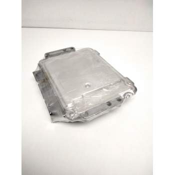 Recambio de centralita motor uce para citroën c4 berlina premier referencia OEM IAM 9655943580 0281011863 EDC16C34