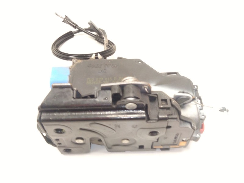 Recambio de cerradura puerta trasera izquierda para volkswagen golf vi variant (aj5) 1.6 tdi referencia OEM IAM 7L0839015  