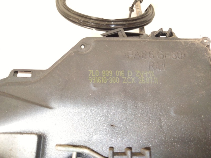 Recambio de cerradura puerta trasera derecha para volkswagen golf vi variant (aj5) 1.6 tdi referencia OEM IAM 7L0839016  