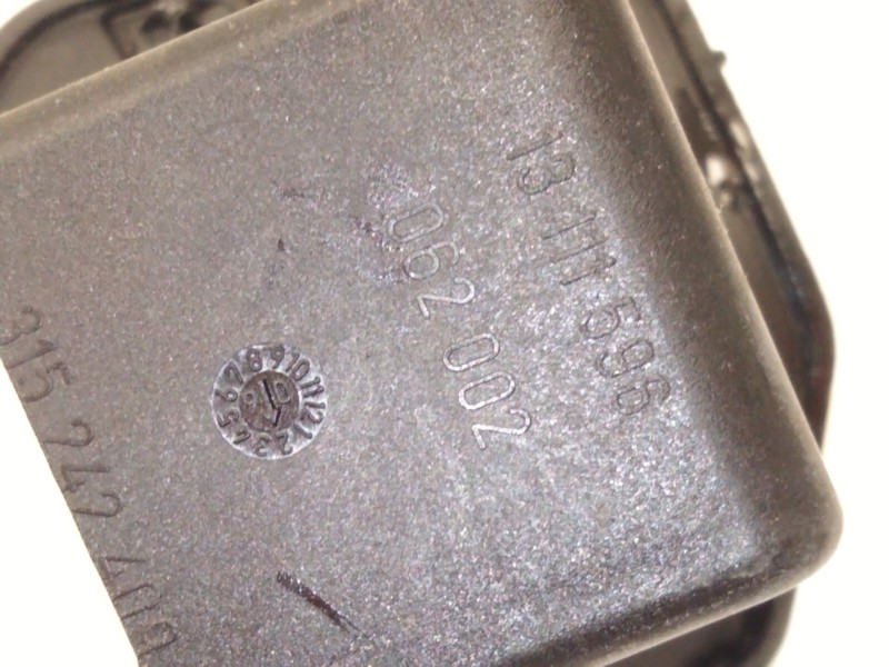 Recambio de tapa exterior combustible para opel astra h (a04) 1.7 cdti (l48) referencia OEM IAM 13111596  