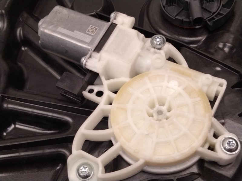 Recambio de elevalunas delantero derecho para mercedes-benz clase b sports tourer (w247) b 180 d (247.003) referencia OEM IAM A1