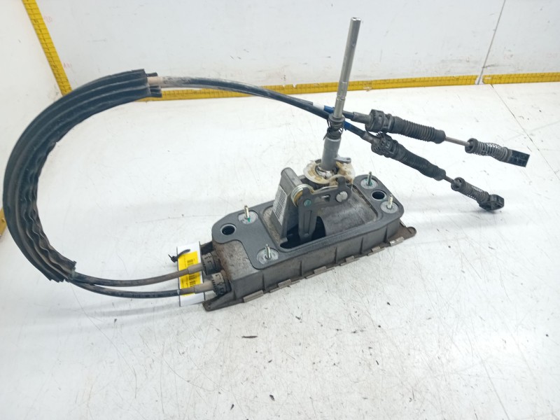 Recambio de palanca cambio para volkswagen golf vi variant (aj5) 1.6 tdi referencia OEM IAM 1K0711049CB  