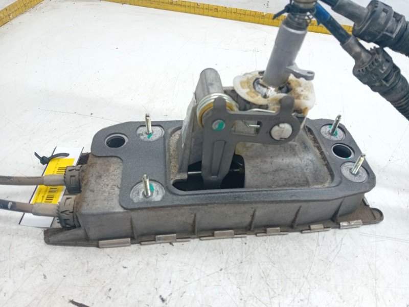 Recambio de palanca cambio para volkswagen golf vi variant (aj5) 1.6 tdi referencia OEM IAM 1K0711049CB  