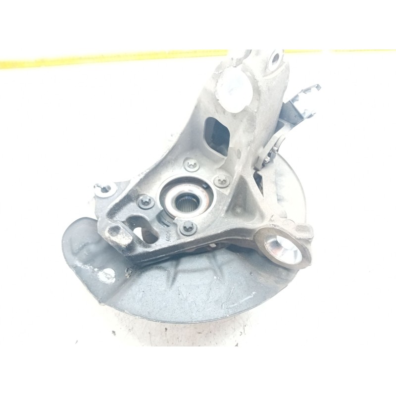Recambio de mangueta delantera derecha para mercedes-benz clase b sports tourer (w247) b 180 d (247.003) referencia OEM IAM   