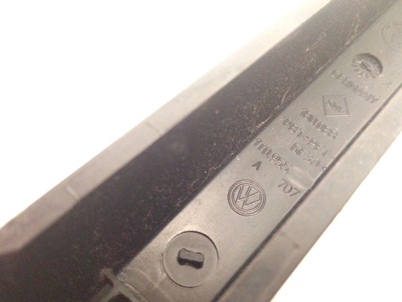 Recambio de brazo limpia trasero para volkswagen golf vi variant (aj5) 1.6 tdi referencia OEM IAM 1T0955707  