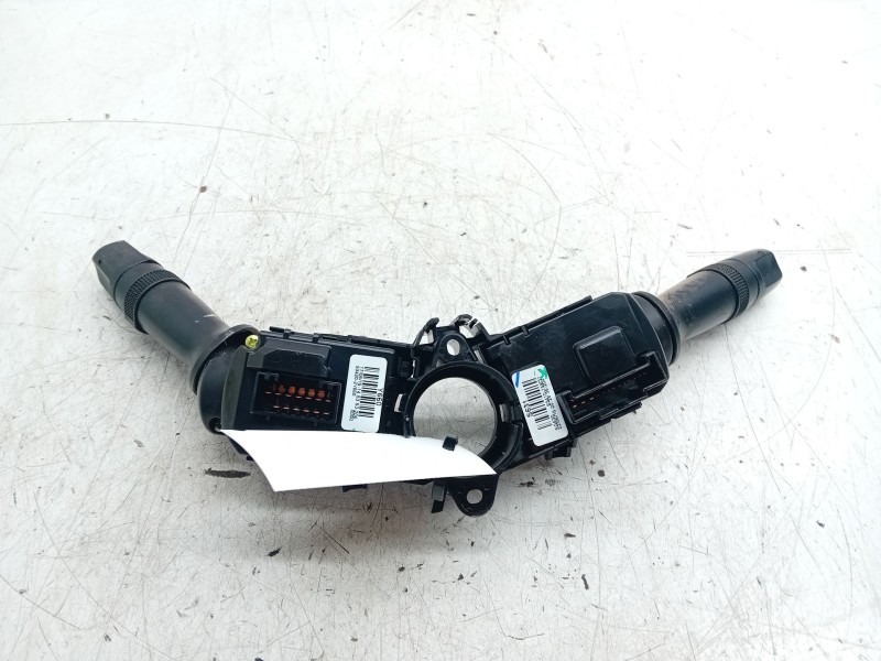 Recambio de mando intermitentes y limpia para kia sportage iii (sl) 1.7 crdi referencia OEM IAM   