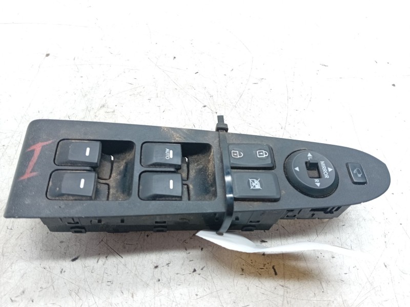Recambio de mando elevalunas delantero izquierdo para kia sportage iii (sl) 1.7 crdi referencia OEM IAM   