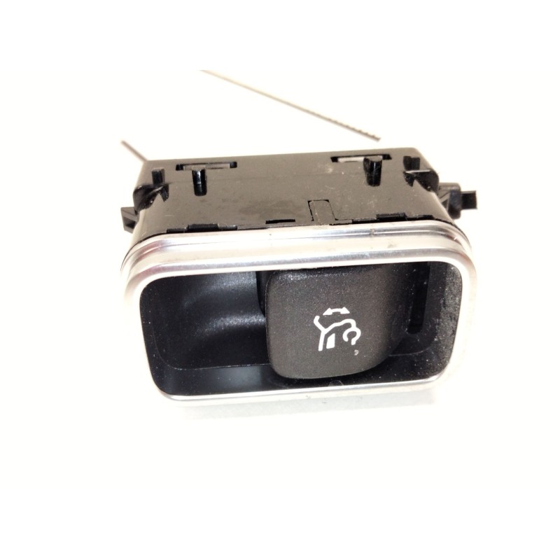 Recambio de pulsador maletero para mercedes-benz clase b sports tourer (w247) b 180 d (247.003) referencia OEM IAM A1678205702  