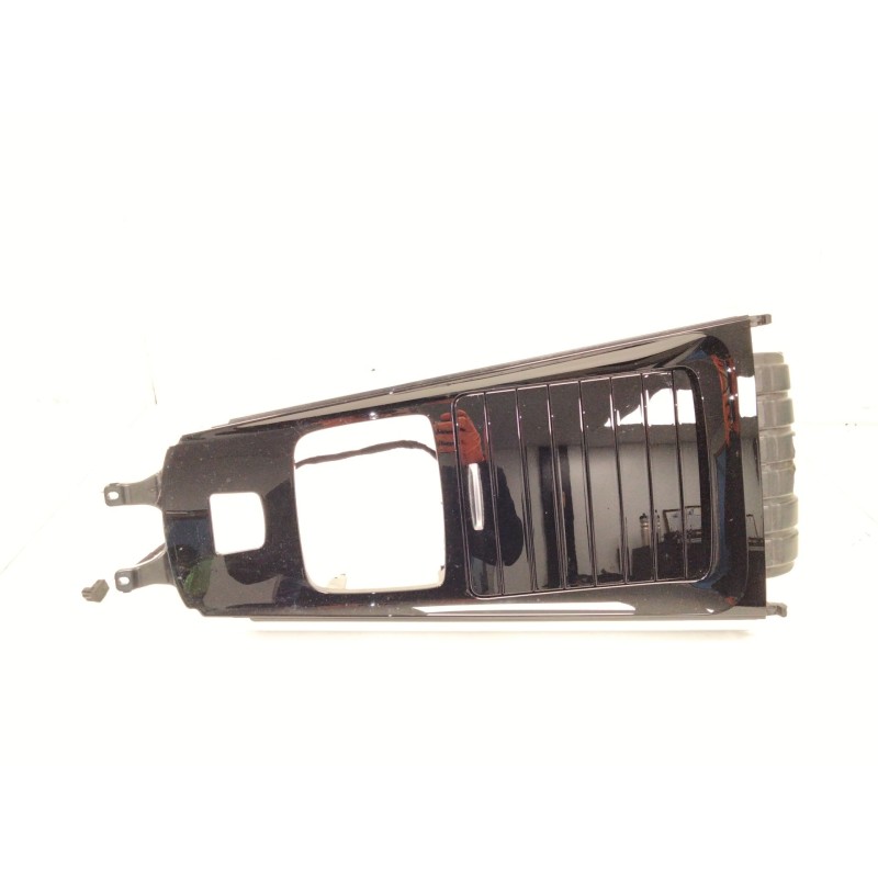 Recambio de consola central para mercedes-benz clase b sports tourer (w247) b 180 d (247.003) referencia OEM IAM A1776805701  