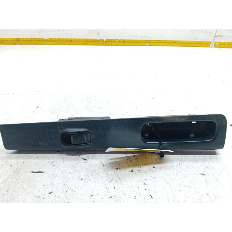 Recambio de mando elevalunas trasero derecho para isuzu d-max i (tfr, tfs) 2.5 ditd 4x4 (tfs86_) referencia OEM IAM 514644B  