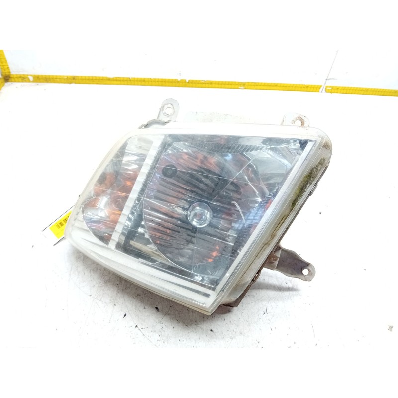 Recambio de faro derecho para isuzu d-max i (tfr, tfs) 2.5 ditd 4x4 (tfs86_) referencia OEM IAM   