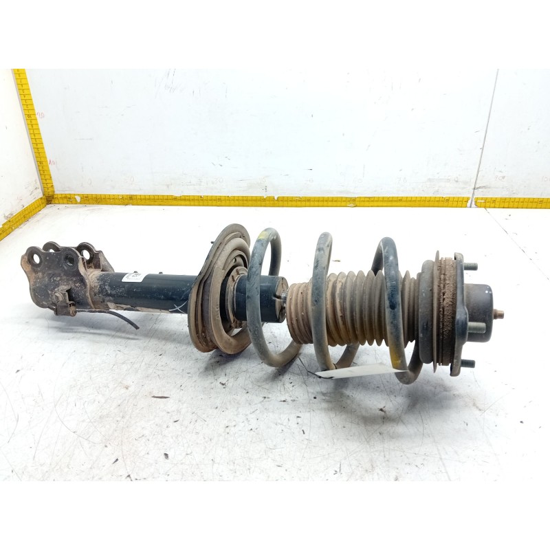 Recambio de amortiguador delantero izquierdo para kia sportage iii (sl) 1.7 crdi referencia OEM IAM T15F19C4090  