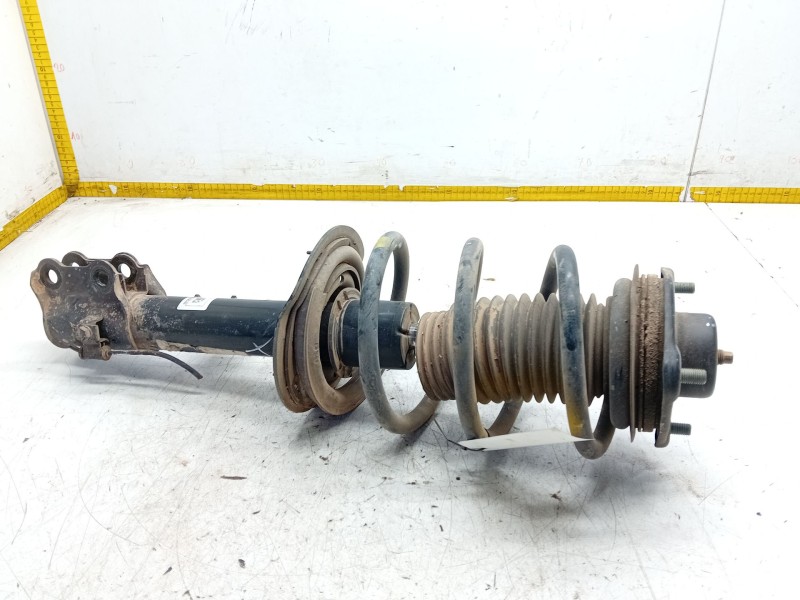 Recambio de amortiguador delantero izquierdo para kia sportage iii (sl) 1.7 crdi referencia OEM IAM T15F19C4090  