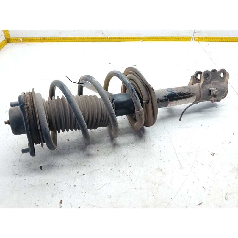 Recambio de amortiguador delantero derecho para kia sportage iii (sl) 1.7 crdi referencia OEM IAM T15F19C5044  