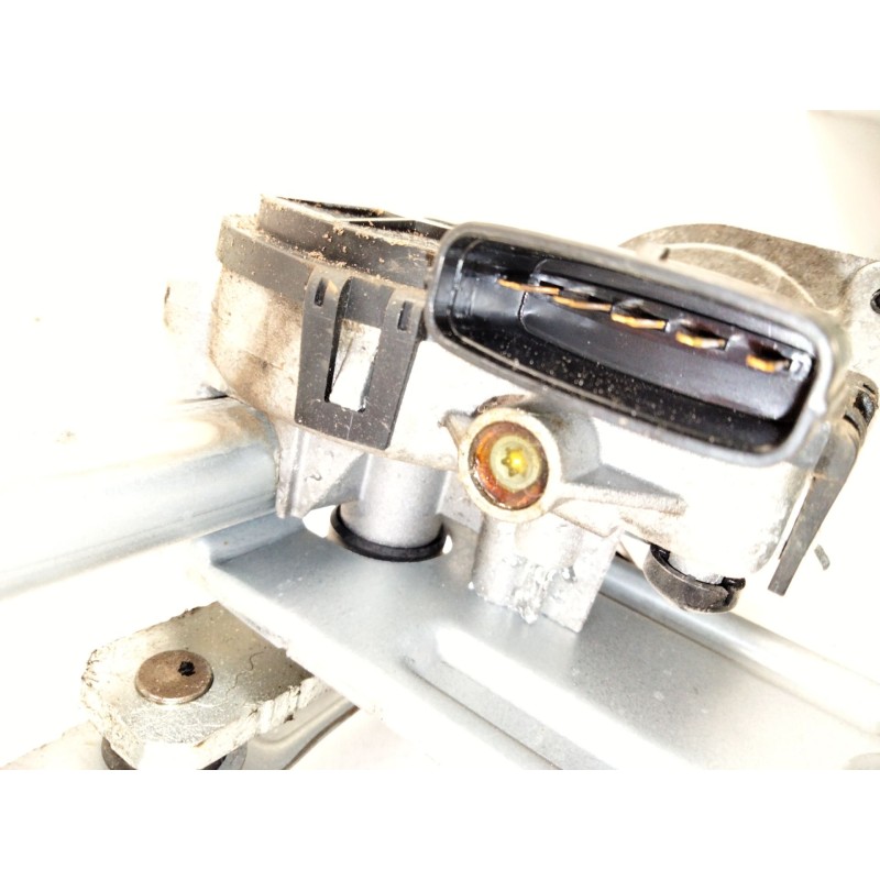Recambio de motor limpia delantero para kia sportage iii (sl) 1.7 crdi referencia OEM IAM   