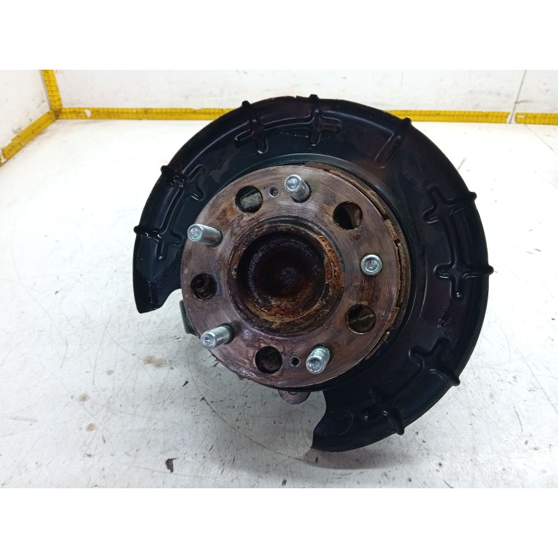 Recambio de mangueta trasera izquierda para kia sportage iii (sl) 1.7 crdi referencia OEM IAM   