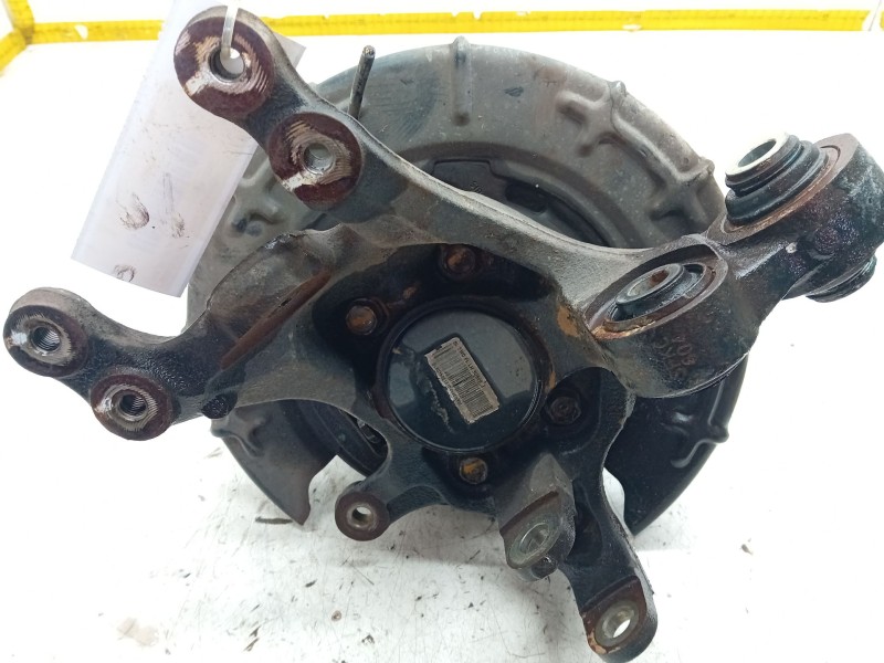 Recambio de mangueta trasera izquierda para kia sportage iii (sl) 1.7 crdi referencia OEM IAM   