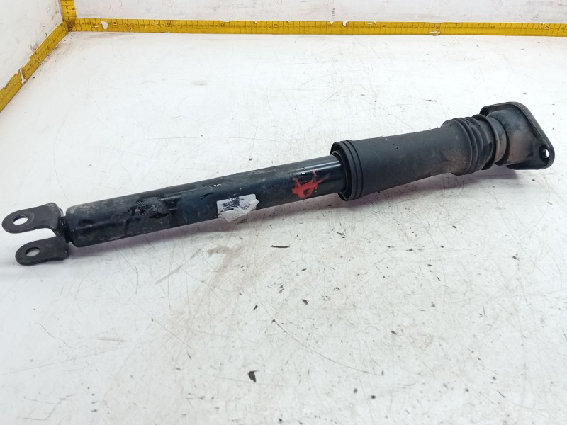 Recambio de amortiguador trasero derecho para kia sportage iii (sl) 1.7 crdi referencia OEM IAM S15F19A0993  