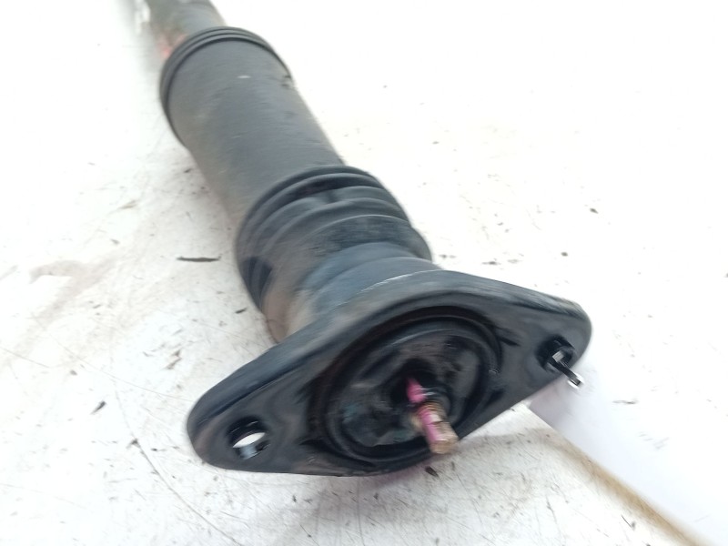 Recambio de amortiguador trasero derecho para kia sportage iii (sl) 1.7 crdi referencia OEM IAM S15F19A0993  