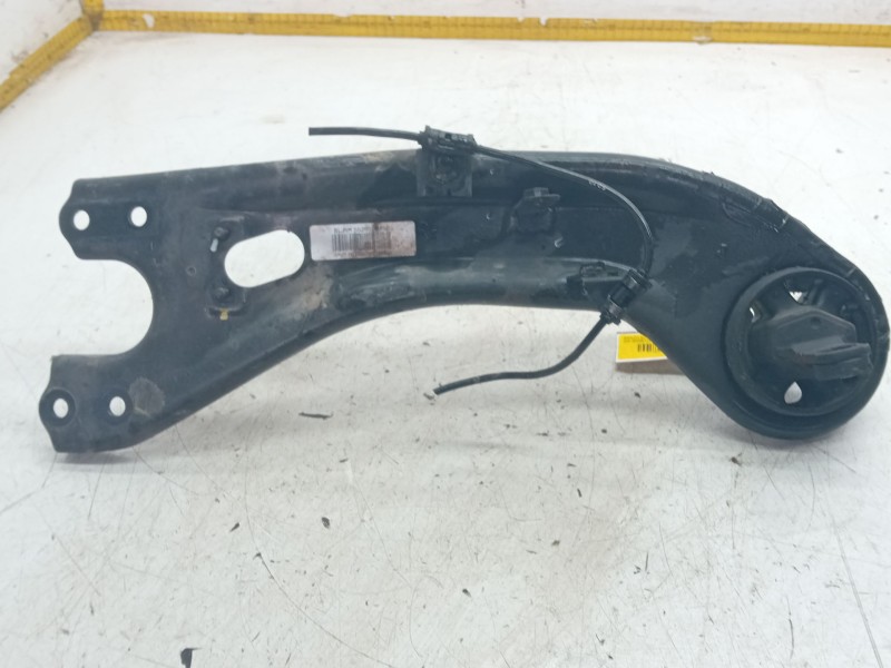 Recambio de brazo suspension inferior trasero derecho para kia sportage iii (sl) 1.7 crdi referencia OEM IAM 552802S850  