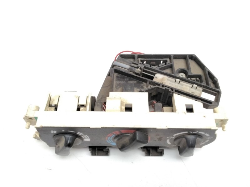 Recambio de mando calefaccion / aire acondicionado para nissan primera (p11) 1.8 16v referencia OEM IAM 7040230732  