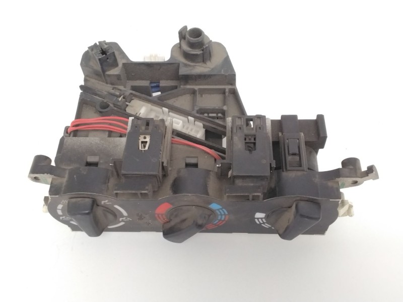 Recambio de mando calefaccion / aire acondicionado para nissan primera (p11) 1.8 16v referencia OEM IAM 7040230732  