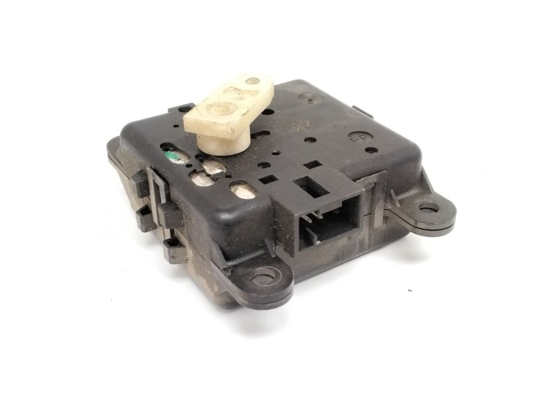 Recambio de motor apertura trampillas climatizador para nissan terrano ii (r20) 2.7 tdi 4wd referencia OEM IAM 7000130850  