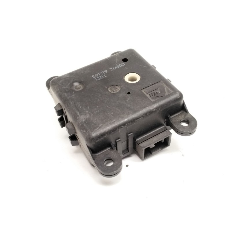 Recambio de motor apertura trampillas climatizador para nissan terrano ii (r20) 2.7 tdi 4wd referencia OEM IAM 5972930850  