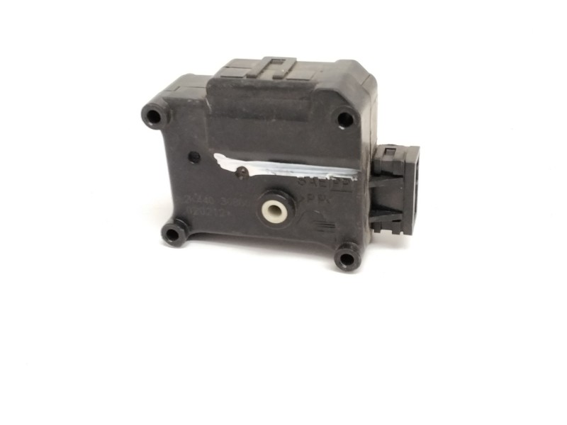 Recambio de motor apertura trampillas climatizador para nissan almera tino (v10) 2.2 dci referencia OEM IAM 2K44030860  