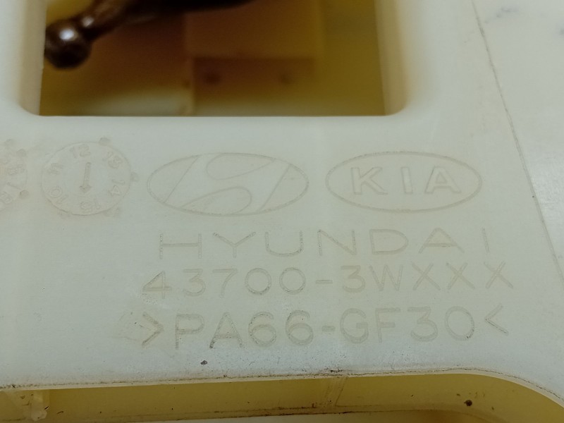 Recambio de palanca cambio para kia sportage iii (sl) 1.7 crdi referencia OEM IAM 437003WXXX  