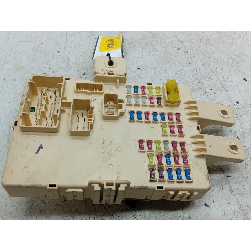 Recambio de caja fusibles para kia sportage iii (sl) 1.7 crdi referencia OEM IAM   