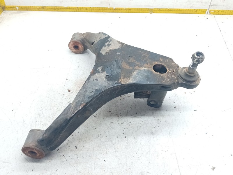 Recambio de brazo suspension inferior delantero derecho para iveco daily vi caja/chasis 35s14, 35s15, 35c15, 40s14, 40c15, 50c15