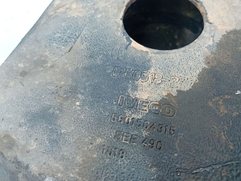 Recambio de brazo suspension inferior delantero izquierdo para iveco daily vi caja/chasis 35s14, 35s15, 35c15, 40s14, 40c15, 50c
