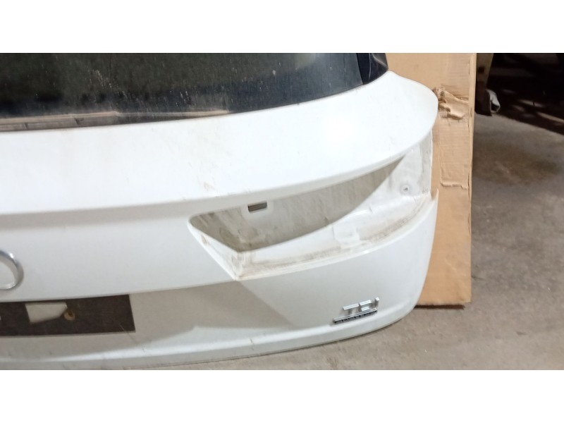 Recambio de porton trasero para audi q7 (4m) 3.0 tdi quattro referencia OEM IAM 4M0827025D  