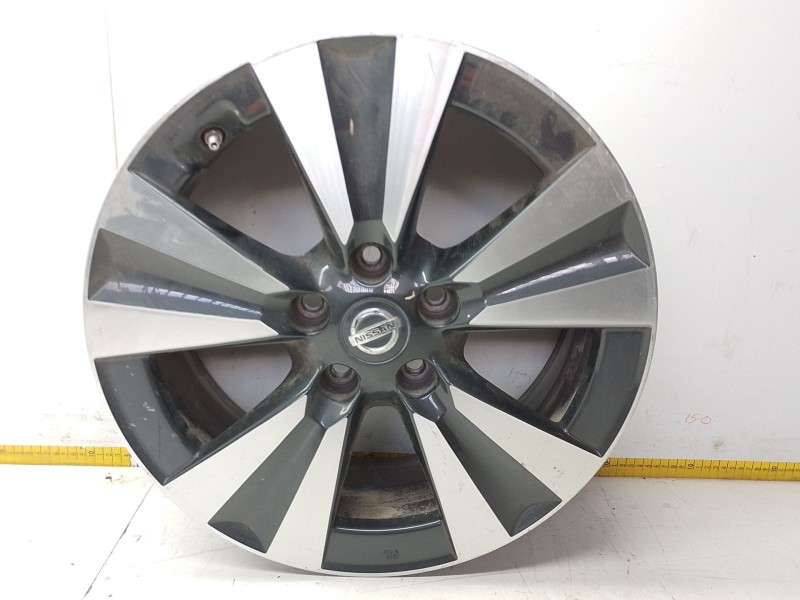 Recambio de llanta aluminio para nissan leaf (ze0) electric referencia OEM IAM 3NA3A  