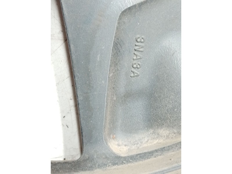 Recambio de llanta aluminio para nissan leaf (ze0) electric referencia OEM IAM 3NA3A  