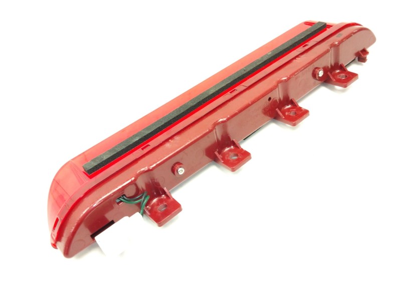 Recambio de piloto central de freno para kia sportage iii (sl) 1.7 crdi referencia OEM IAM   