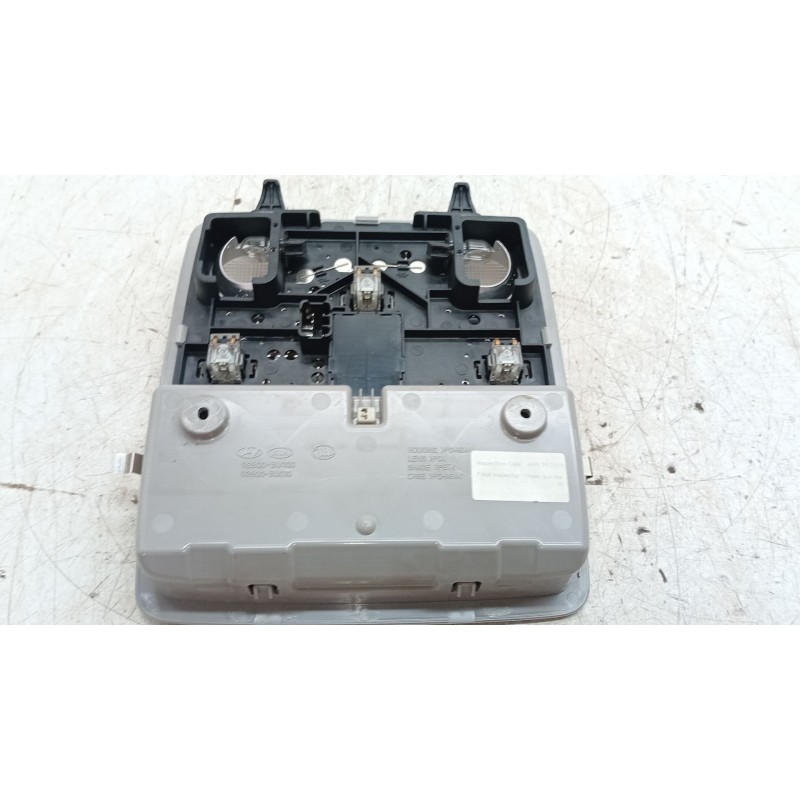Recambio de luz interior para kia sportage iii (sl) 1.7 crdi referencia OEM IAM 92800E3U000  