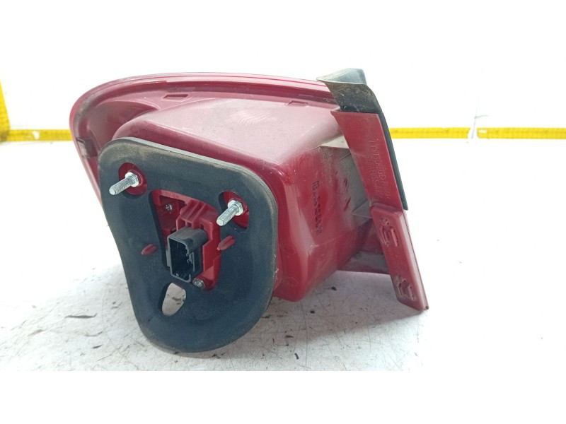 Recambio de piloto trasero derecho para volkswagen passat b7 (362) 2.0 tdi referencia OEM IAM 3C5945096C  