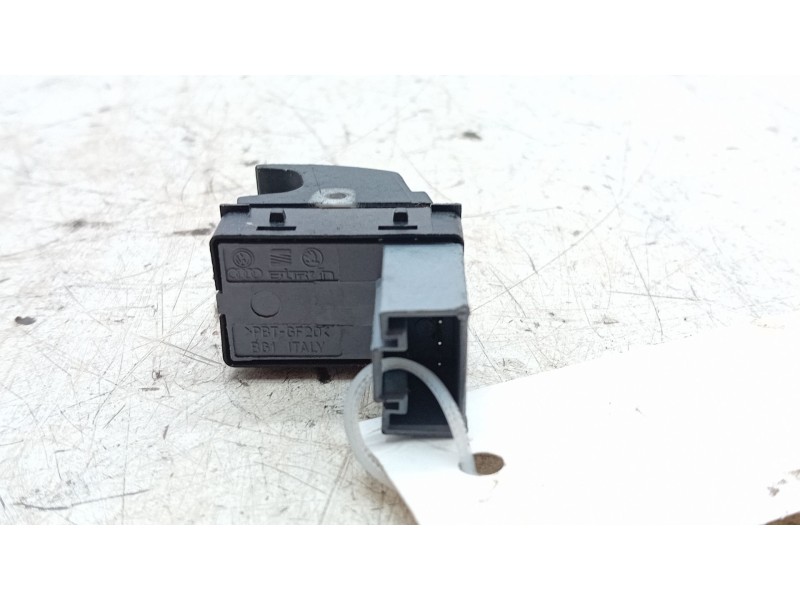 Recambio de mando elevalunas trasero derecho para volkswagen passat b7 (362) 2.0 tdi referencia OEM IAM   