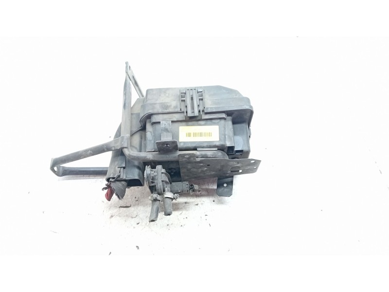 Recambio de caja fusibles para iveco daily vi caja/chasis 35s18, 35c18, 40c18, 50c18, 60c18, 65c18, 70c18 referencia OEM IAM   