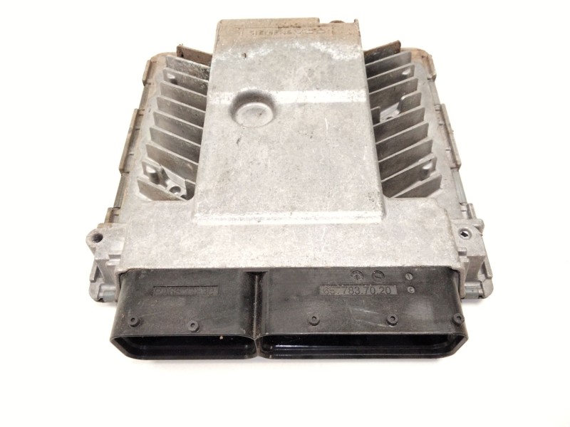 Recambio de centralita motor uce para volkswagen passat b7 (362) 2.0 tdi referencia OEM IAM 03G906018  