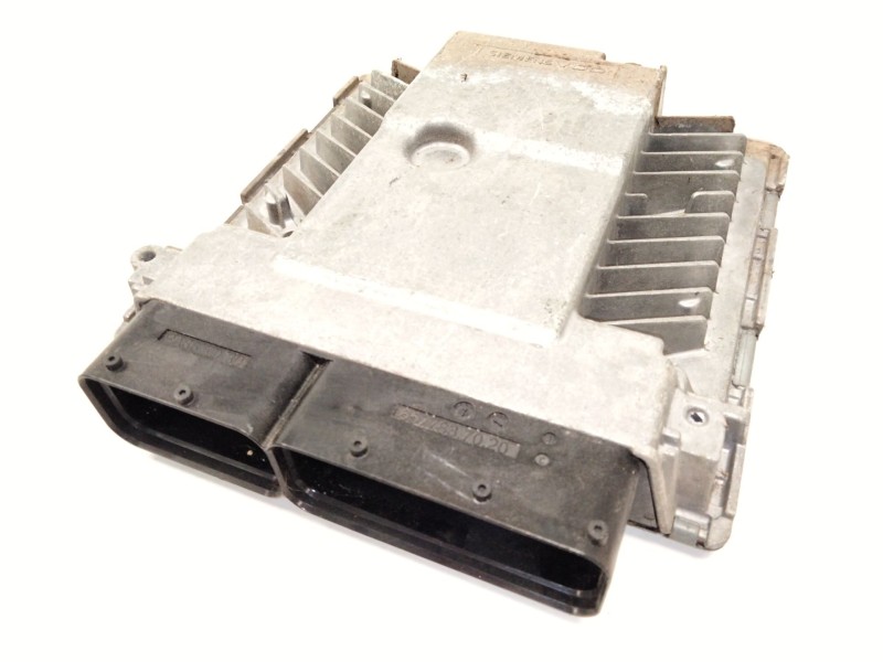 Recambio de centralita motor uce para volkswagen passat b7 (362) 2.0 tdi referencia OEM IAM 03G906018  