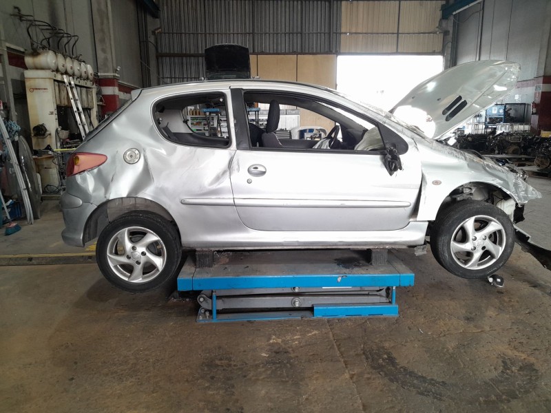 peugeot 206 fastback (2a/c) del año 2004