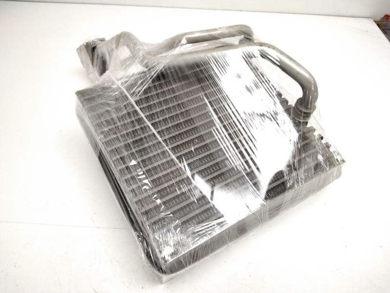 Recambio de radiador aire acondicionado interior para seat toledo (1m2) referencia OEM IAM 52196590TXV  