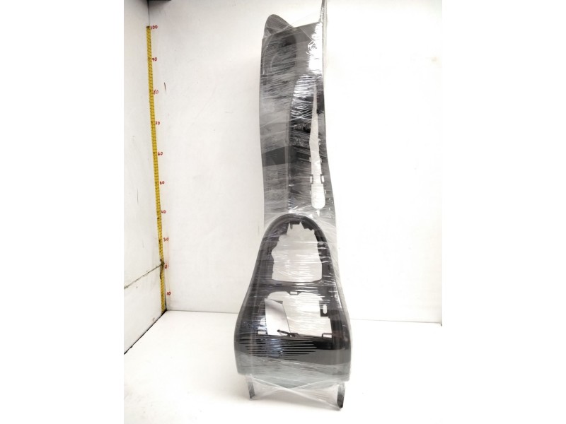 Recambio de consola central para seat leon (1p1) stylance / style referencia OEM IAM 49051P4651524  