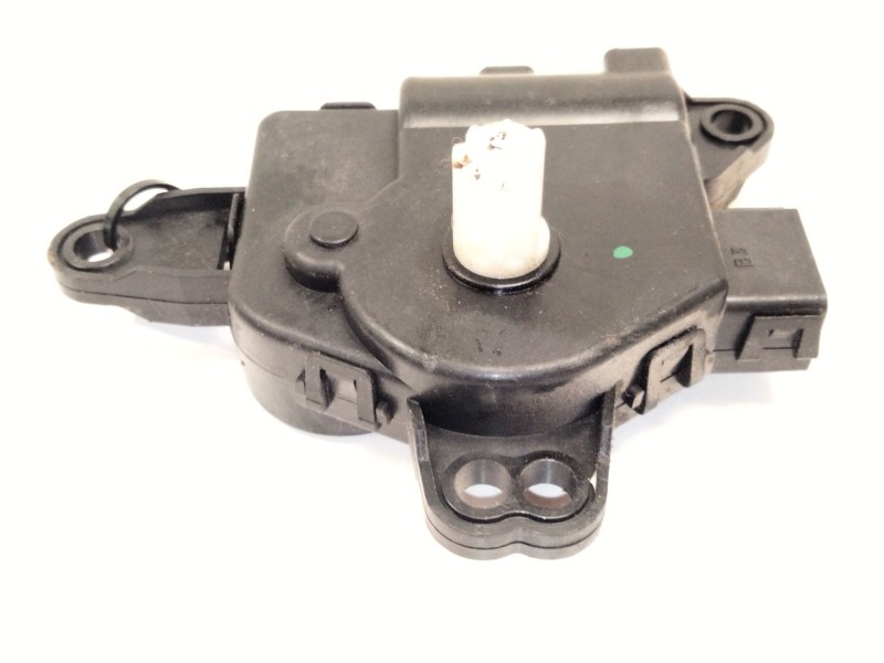 Recambio de motor de trampillas para kia sportage iii (sl) 1.7 crdi referencia OEM IAM D267AP9BA02  