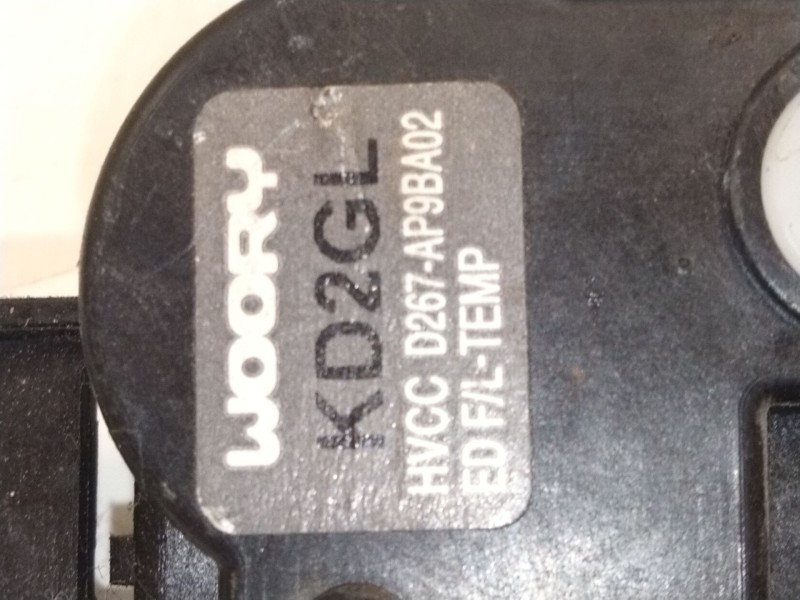 Recambio de motor de trampillas para kia sportage iii (sl) 1.7 crdi referencia OEM IAM D267AP9BA02  