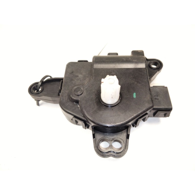 Recambio de motor de trampillas para kia sportage iii (sl) 1.7 crdi referencia OEM IAM D266NE9AA02  