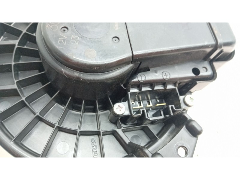 Recambio de motor calefaccion para toyota yaris active referencia OEM IAM   